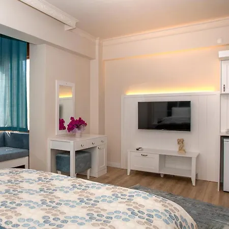 Hotel Balturk Garden